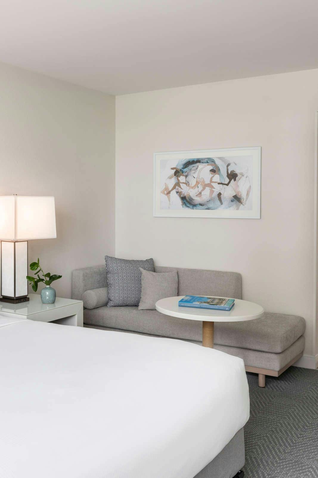 Hotel The Singer Oceanfront Resort Curio Collection by Hilton photo 3