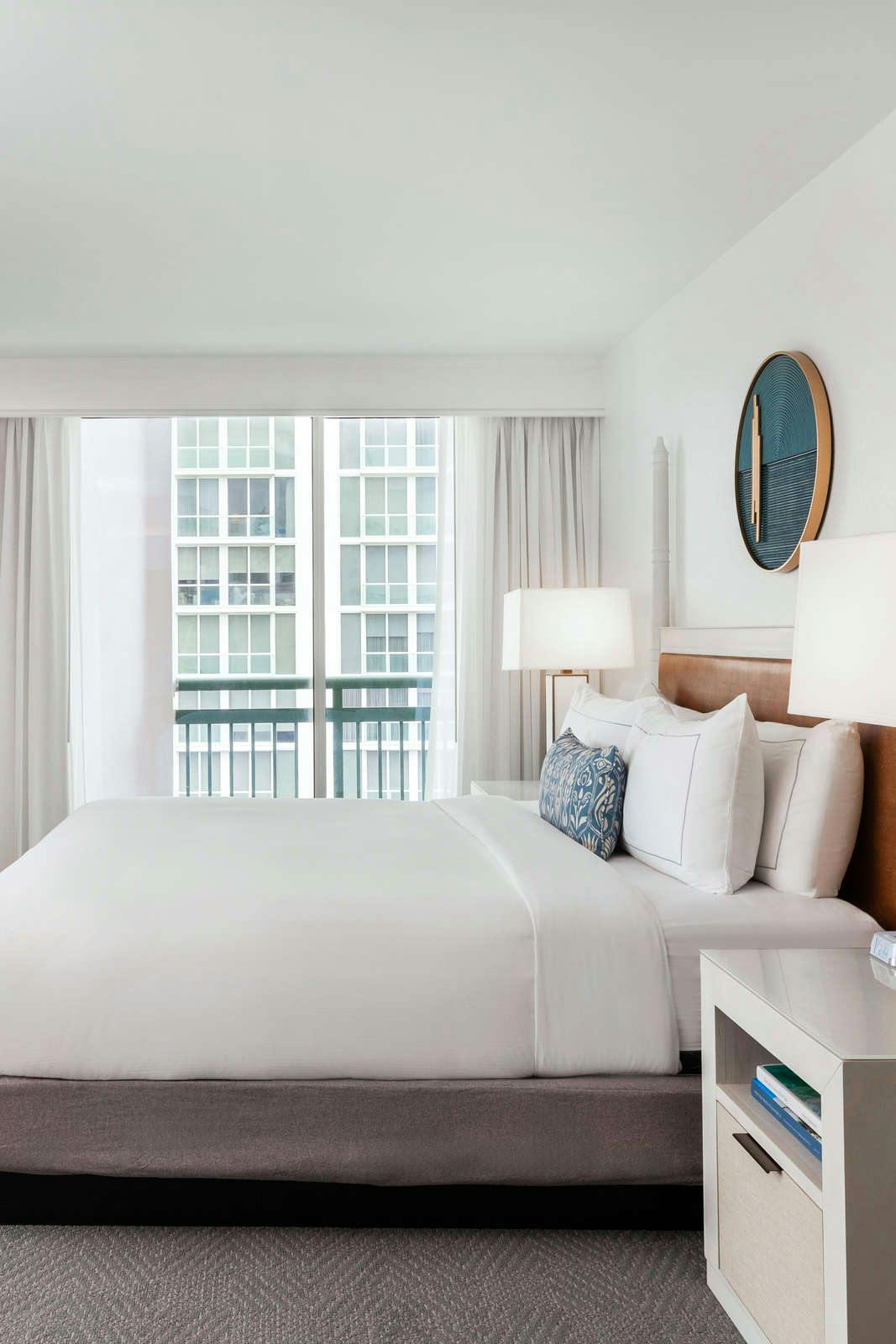 Hotel The Singer Oceanfront Resort Curio Collection by Hilton photo 1