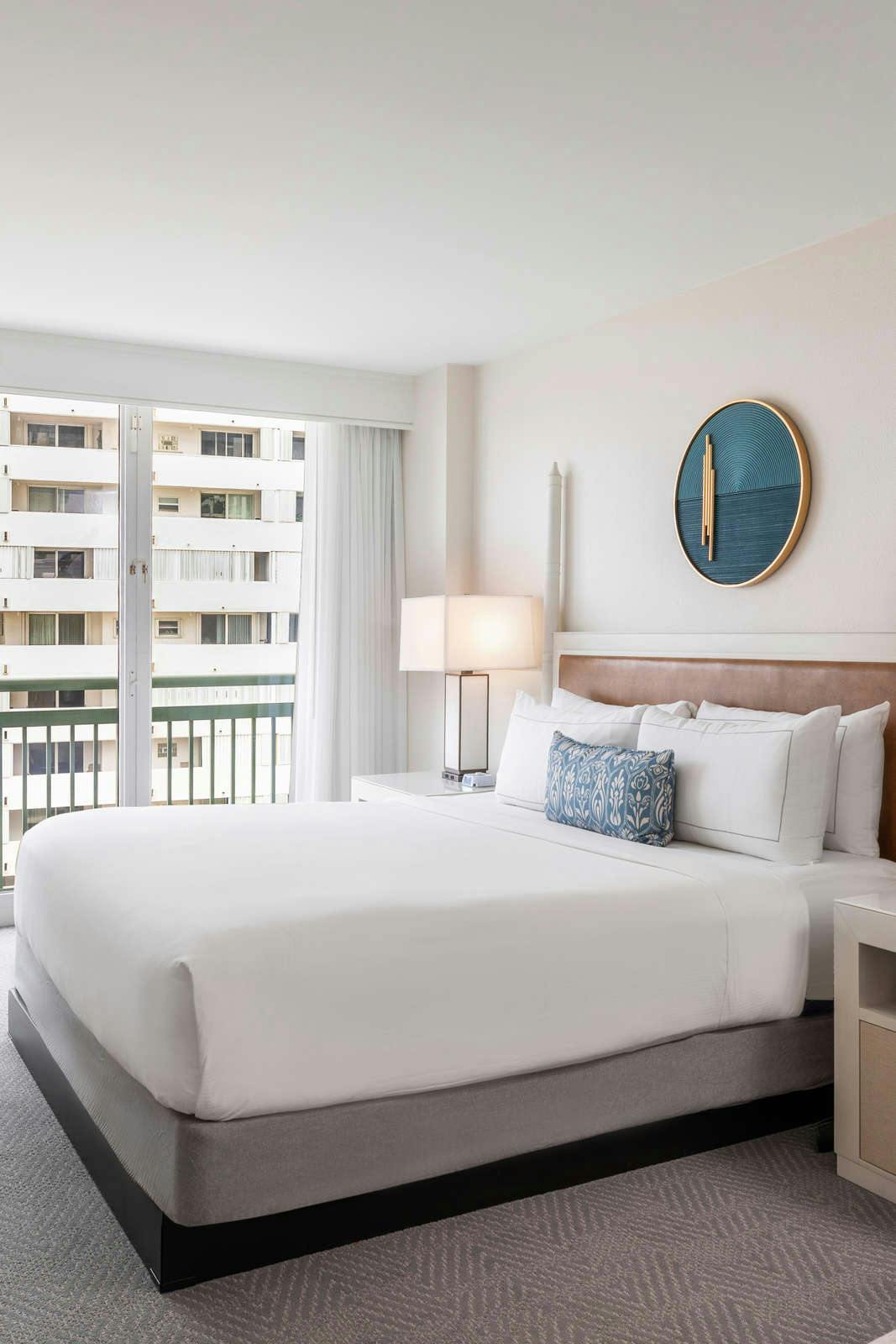 Hotel The Singer Oceanfront Resort Curio Collection by Hilton photo 4