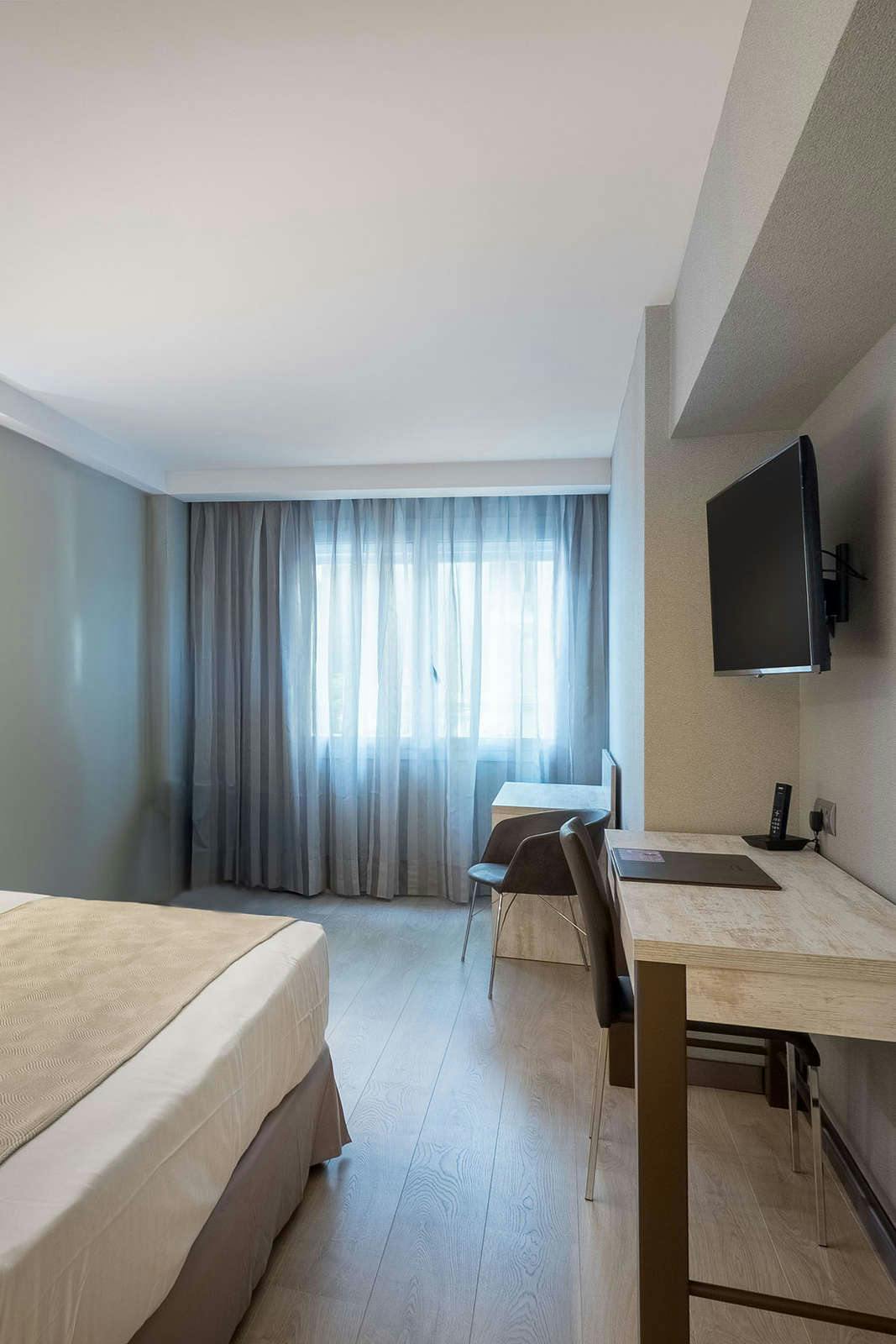 Hotel Catalonia Atenas photo 5