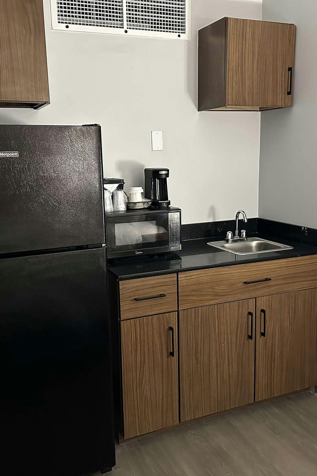 Hotel HomeTowne Studios & Conference Center Cortland photo 3