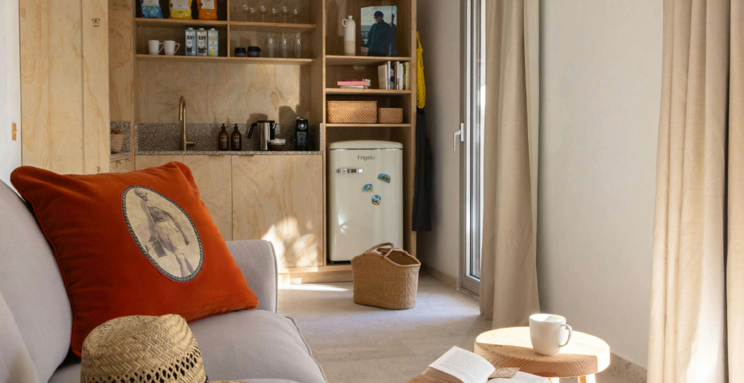 Hotel MOB Hotel Cannes photo 4