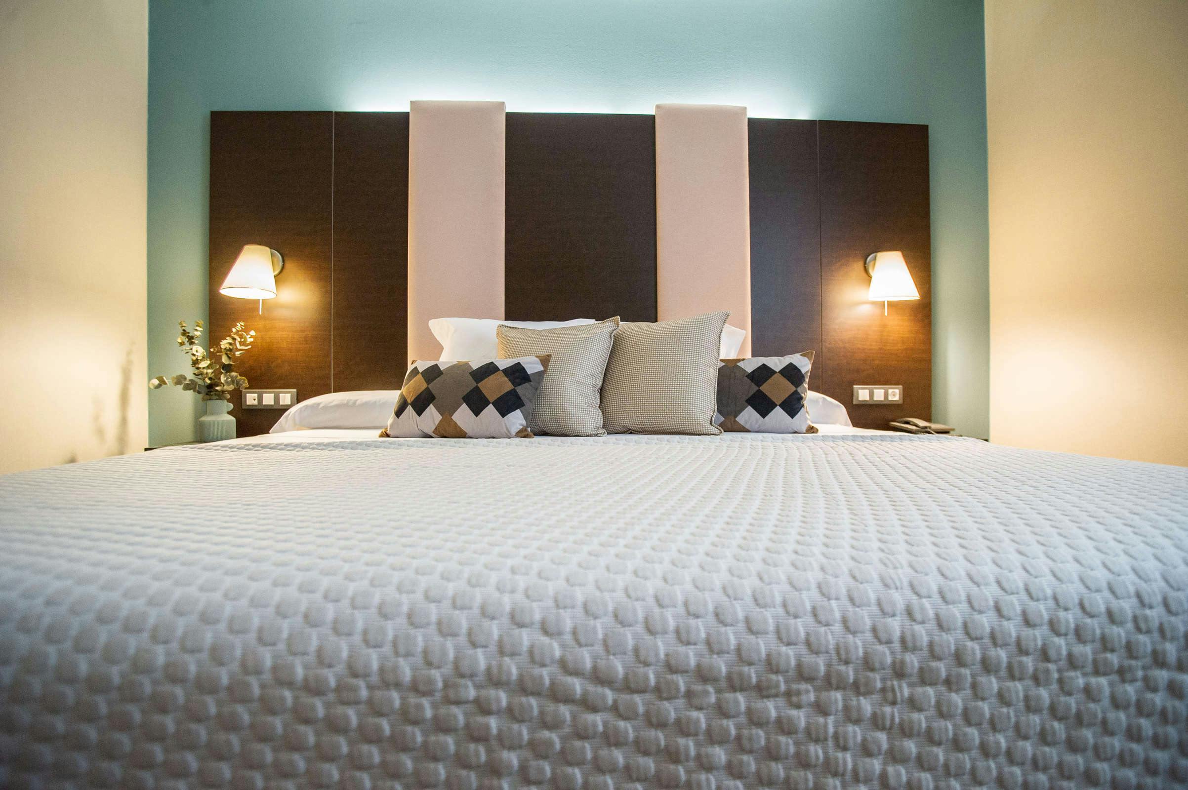 Hotel AZZ Pamplona Norte photo 1