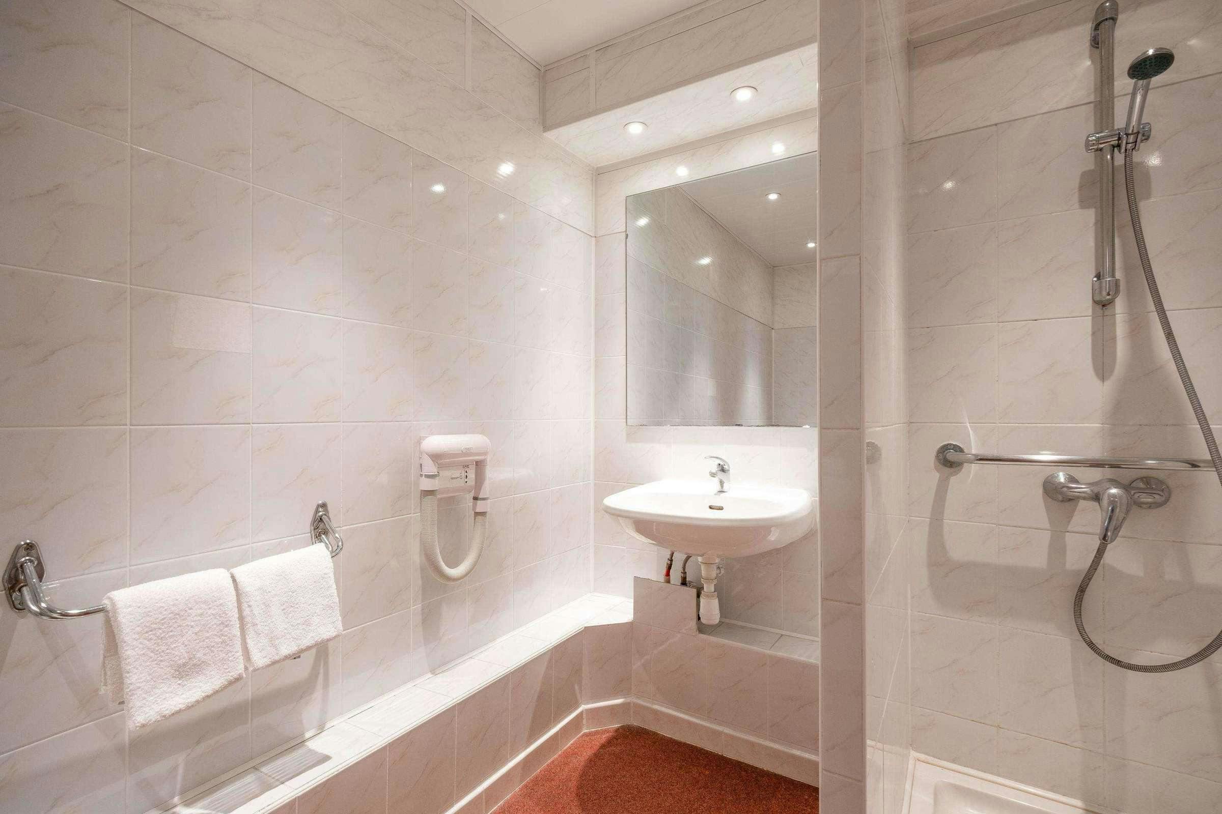 Hotel greet Hotel Bordeaux Aeroport photo 4