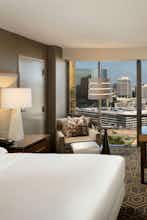 Hotel DoubleTree by Hilton Dallas - Campbell Centre photo 2