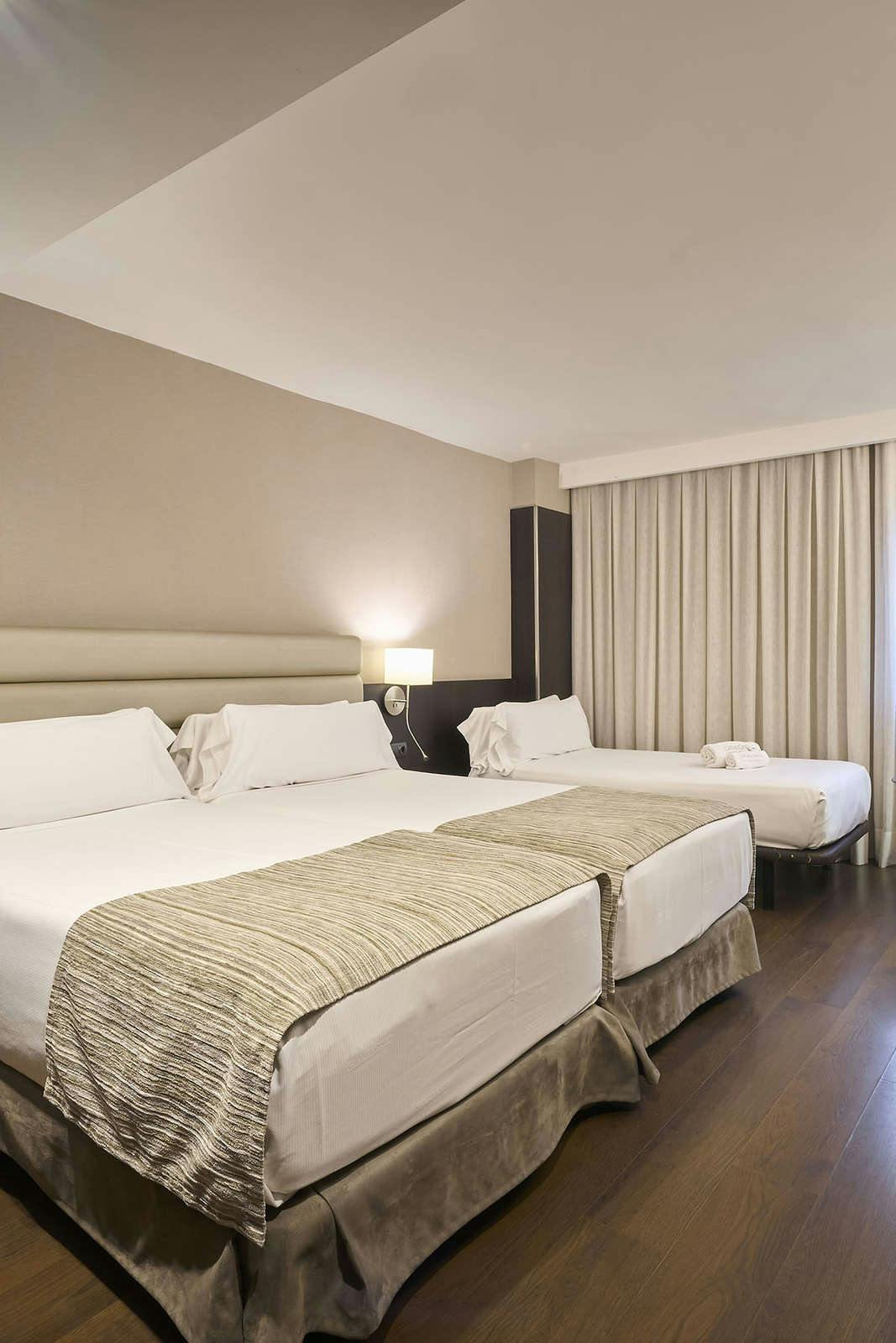 Hotel Catalonia Rigoletto photo 4