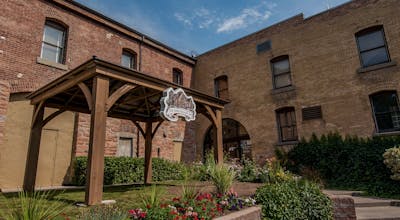 Anniversary Inn - Fifth South (Adults Only)