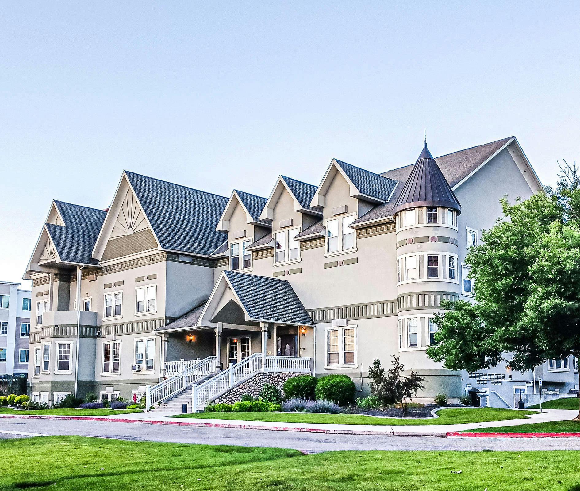 The Anniversary Inn - Boise (Adults Only)