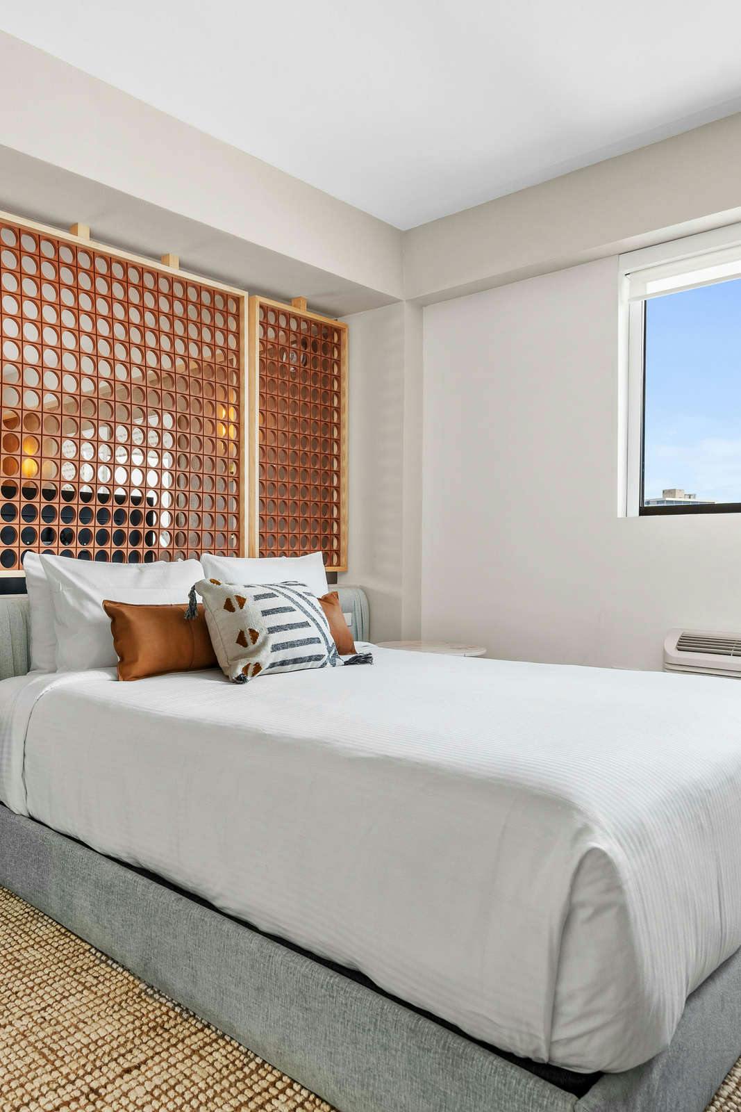 Hotel HiBird Apartment & Suites photo 2