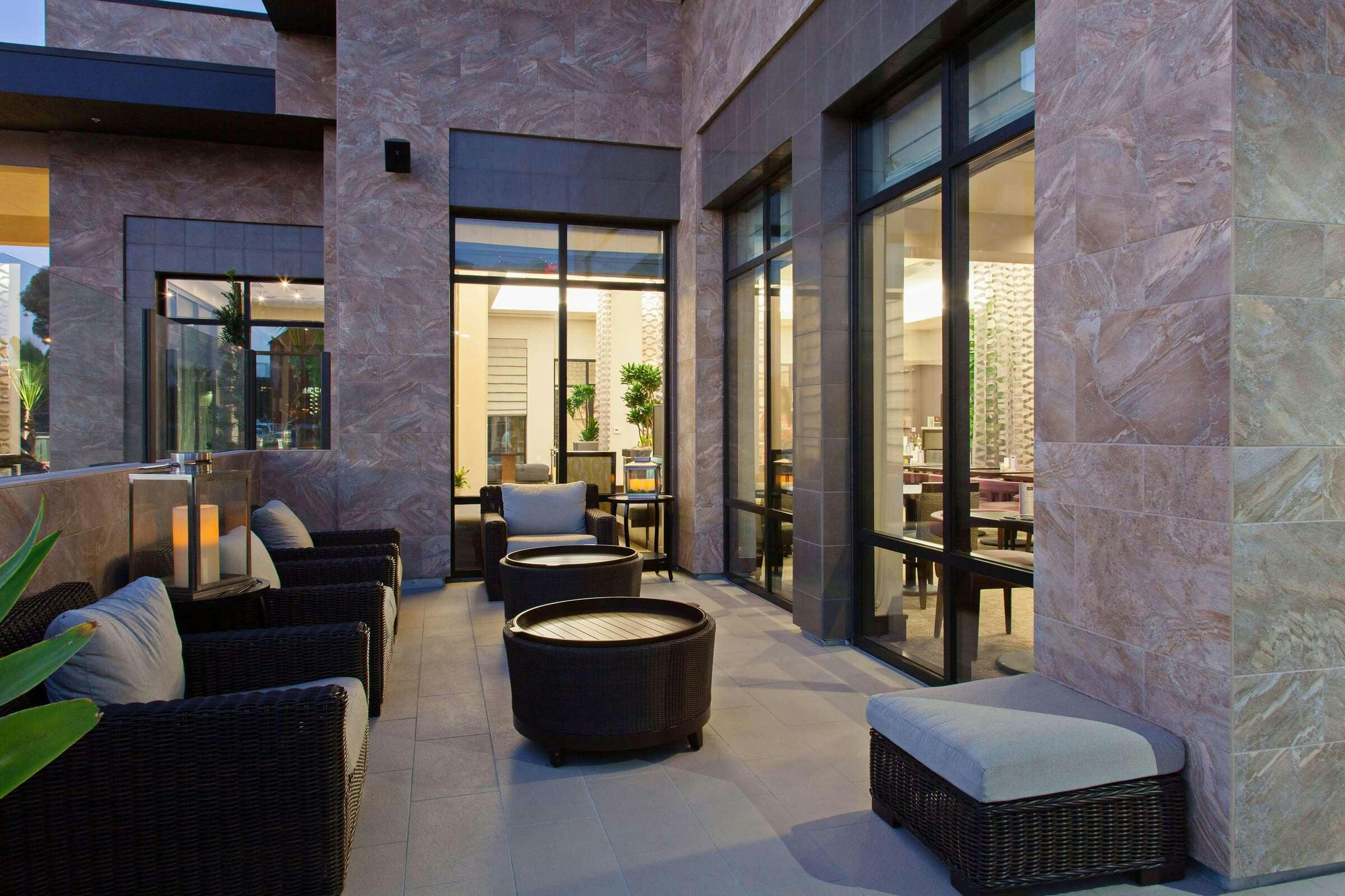 Hotel Hilton Garden Inn Irvine / Orange County Airport photo 5