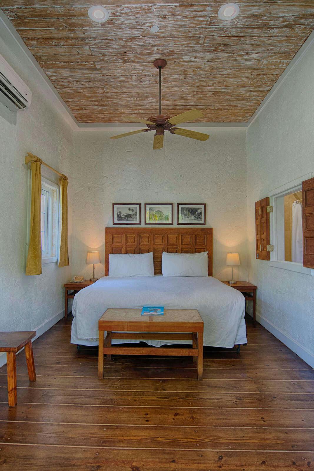 Hotel A Stone's Throw Away photo 4