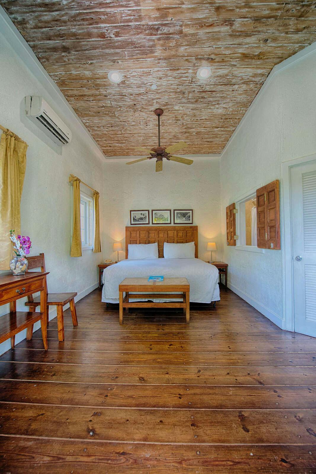 Hotel A Stone's Throw Away photo 5