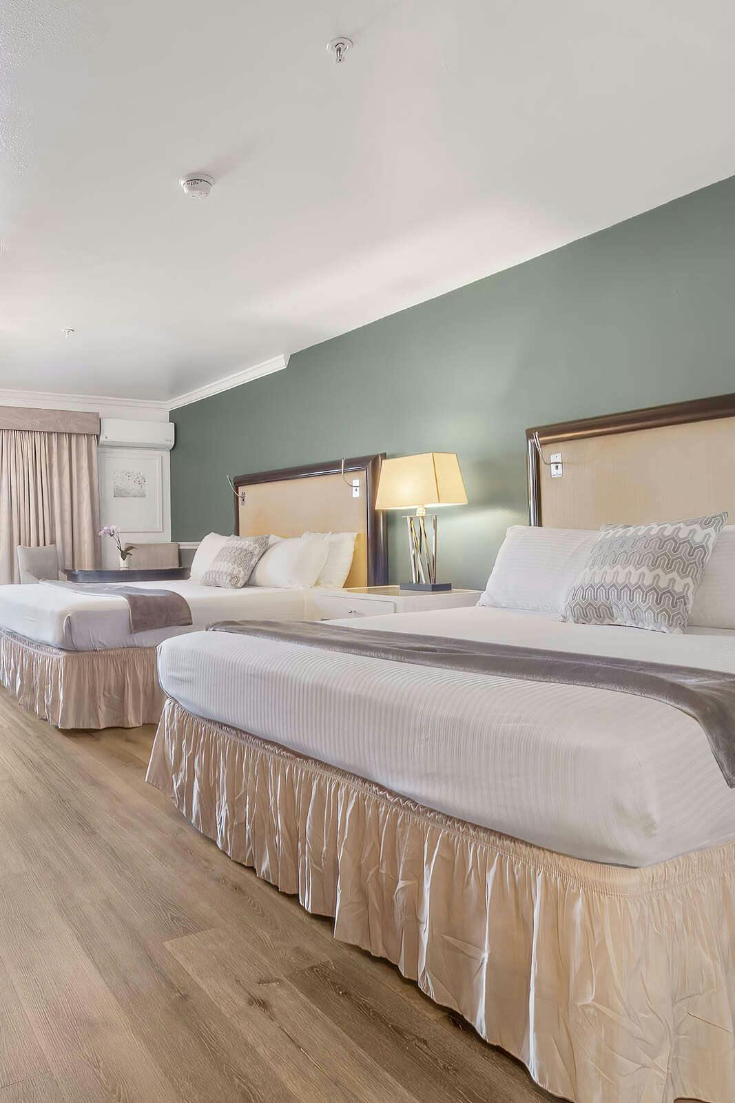 Hotel Ascot Suites photo 5