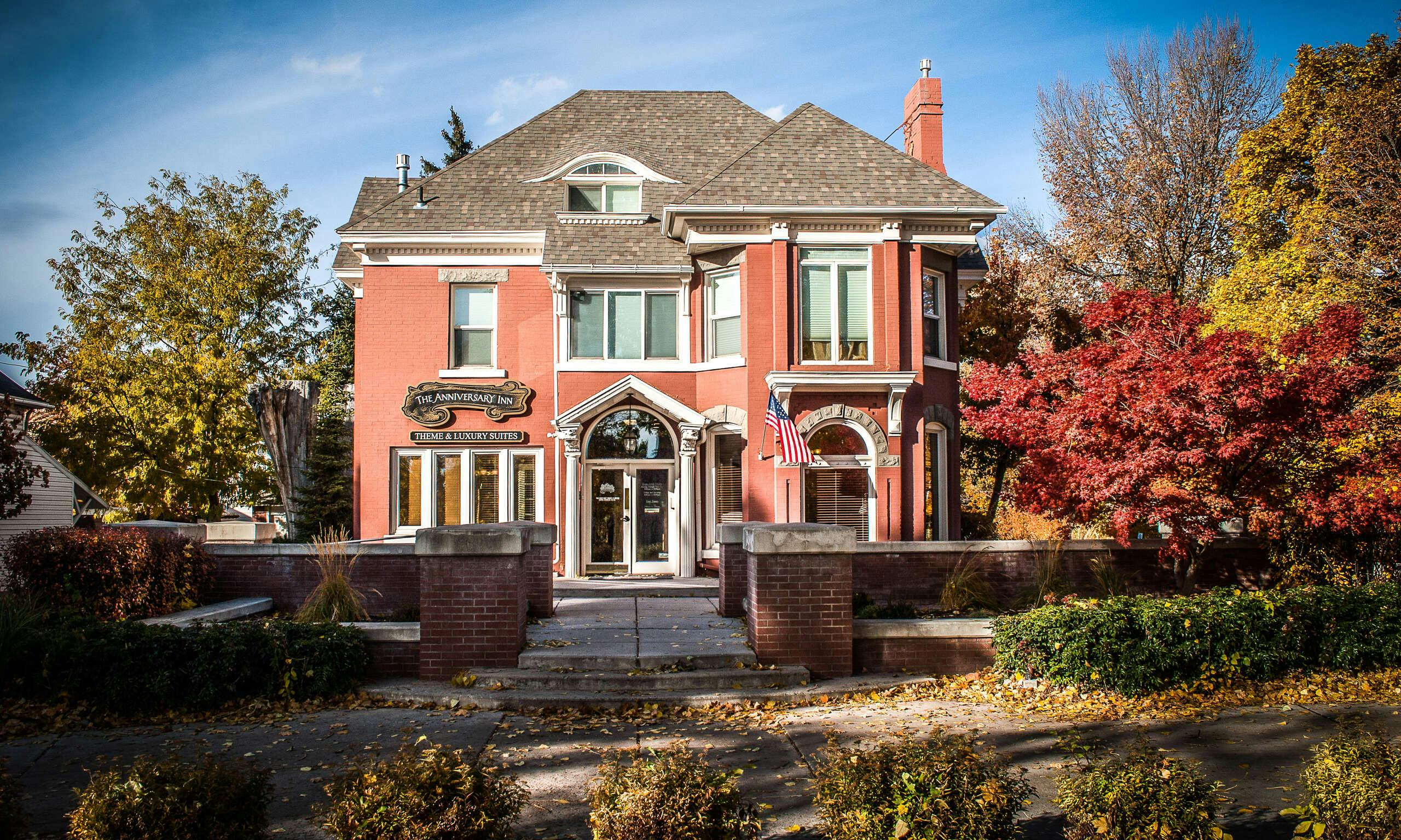 Anniversary Inn-Logan (Adults Only)