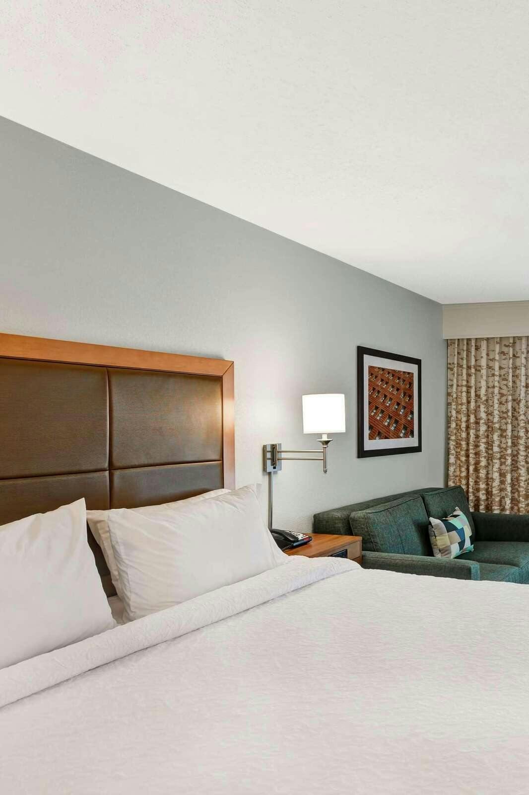 Hotel Hampton Inn Columbia-I-26 Airport photo 1