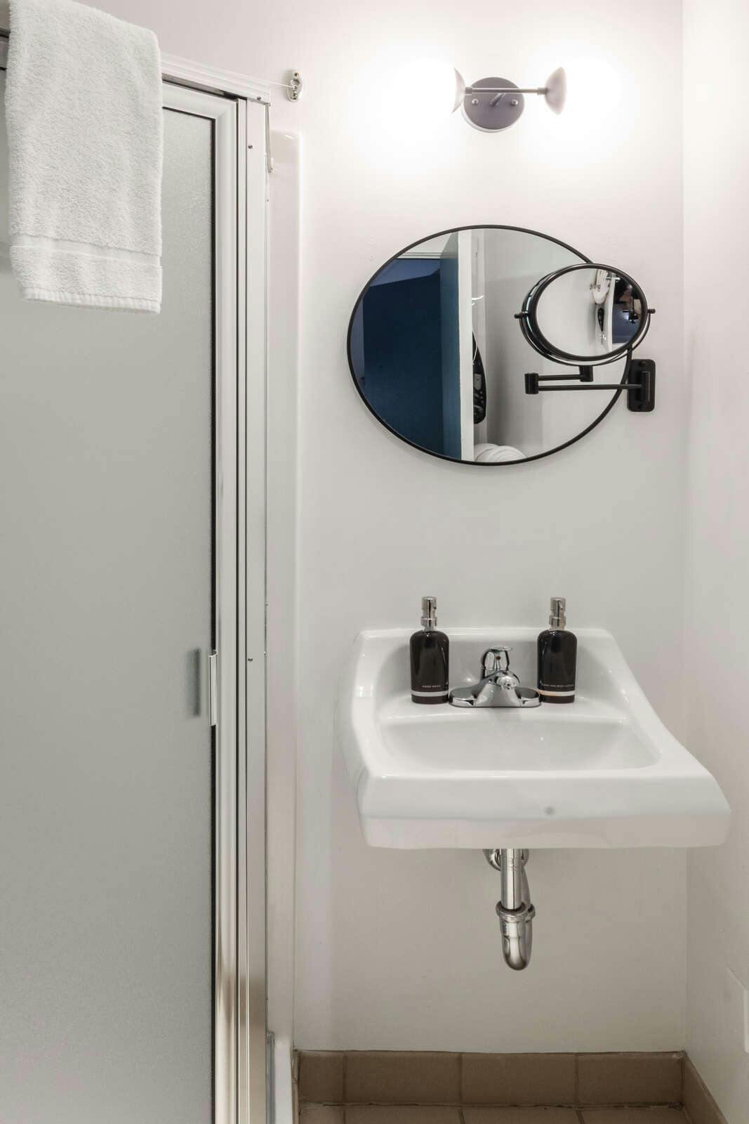 Hotel Silverbow Inn photo 1