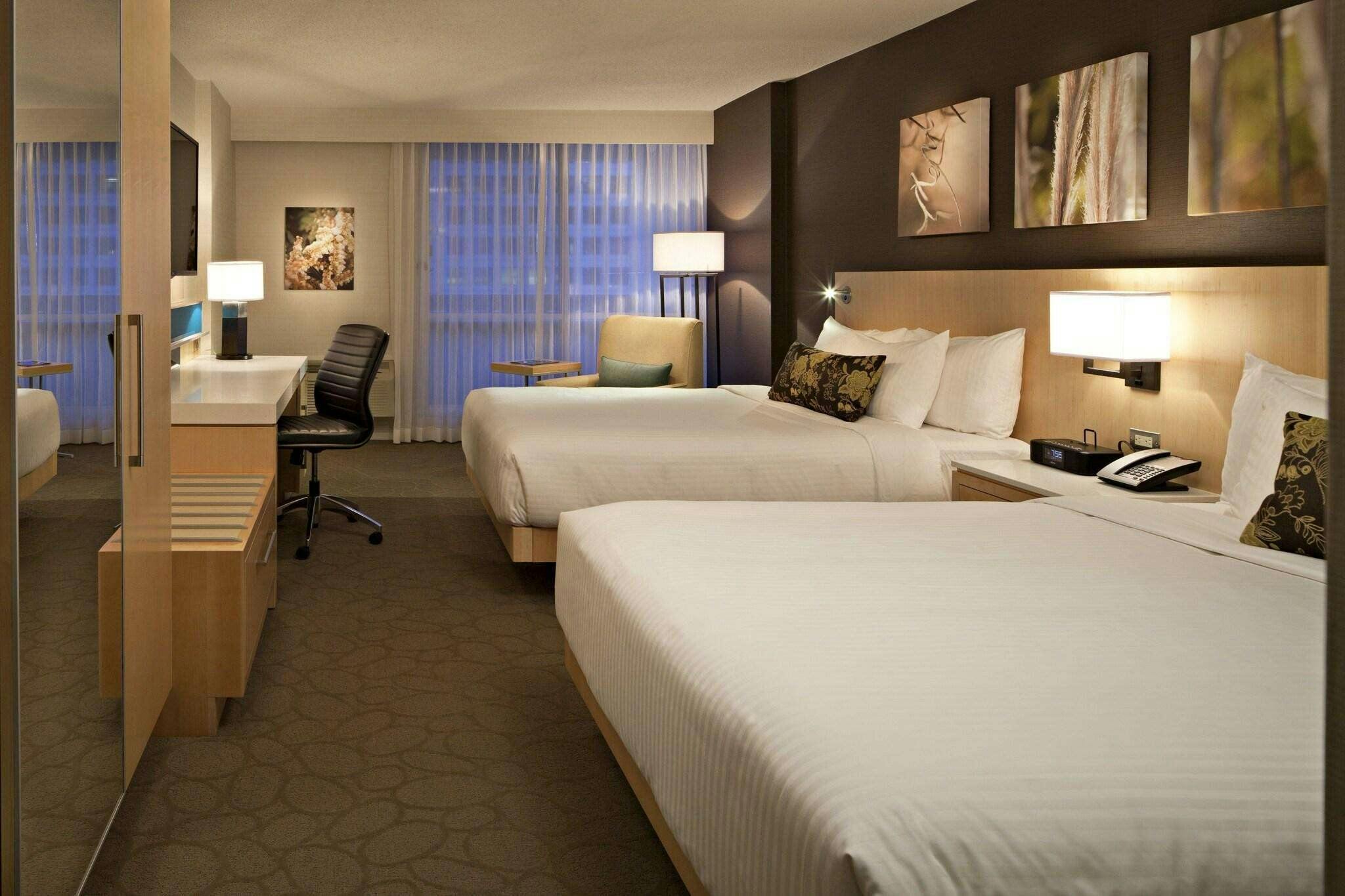 Hotel Delta Hotels by Marriott Winnipeg photo 1