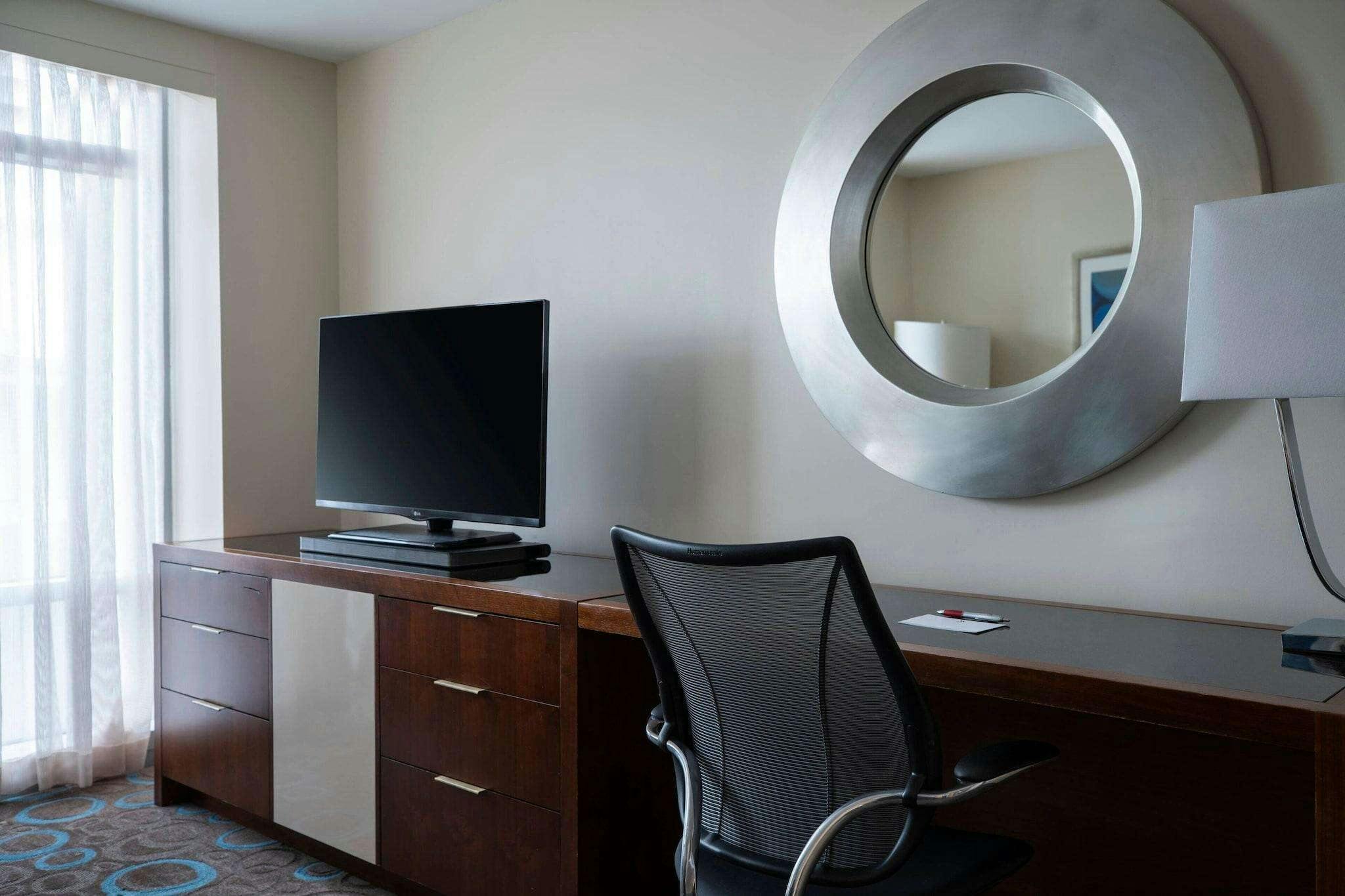 Hotel Marriott Marquis Washington, DC photo 2