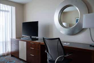 Hotel Marriott Marquis Washington, DC photo 2