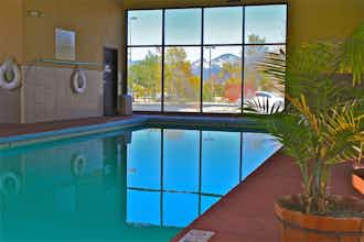 Hotel Hampton Inn Taos photo 4