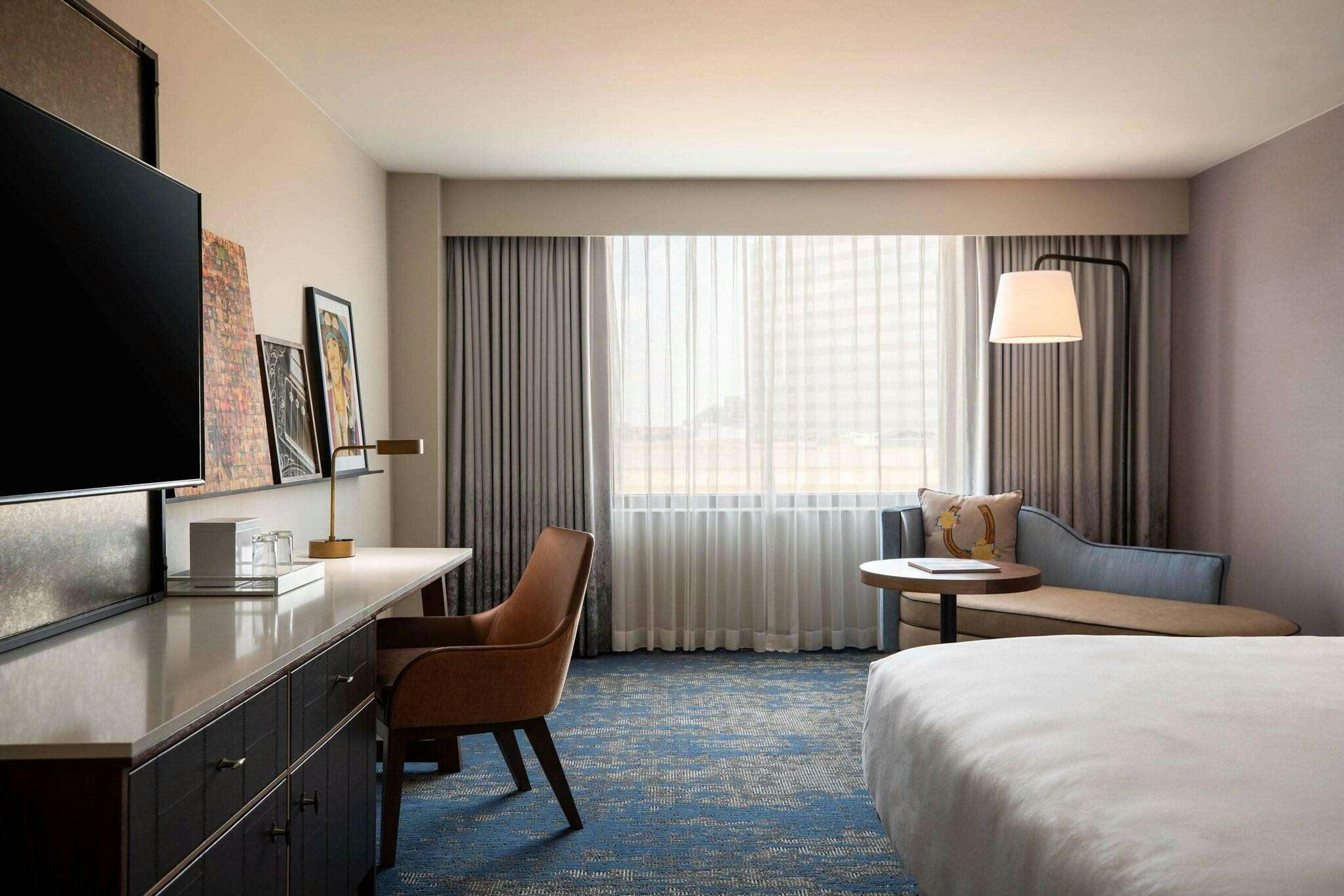 Hotel Renaissance Dallas Addison Hotel photo 2