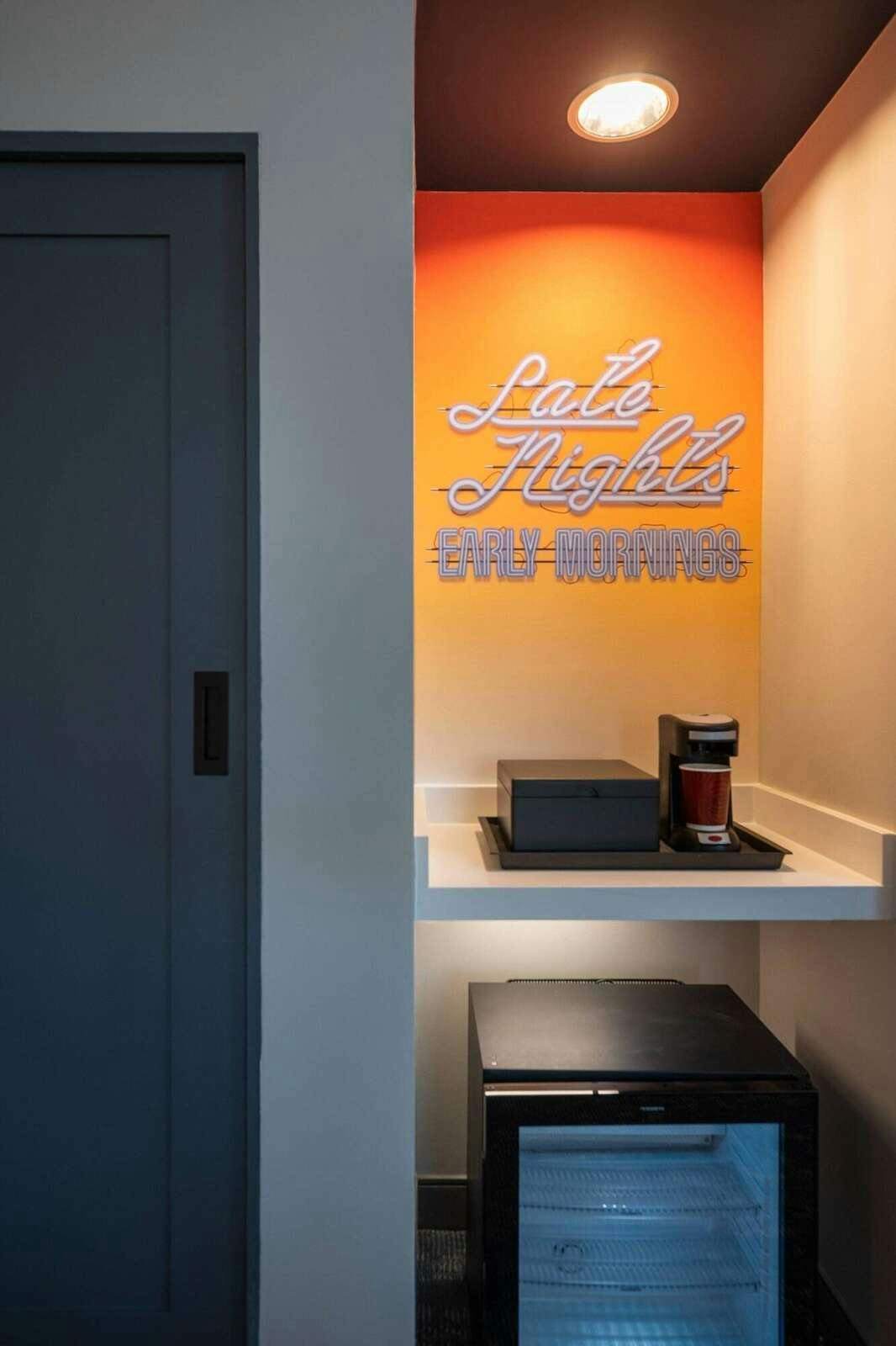 Hotel Renaissance Dallas Addison Hotel photo 4