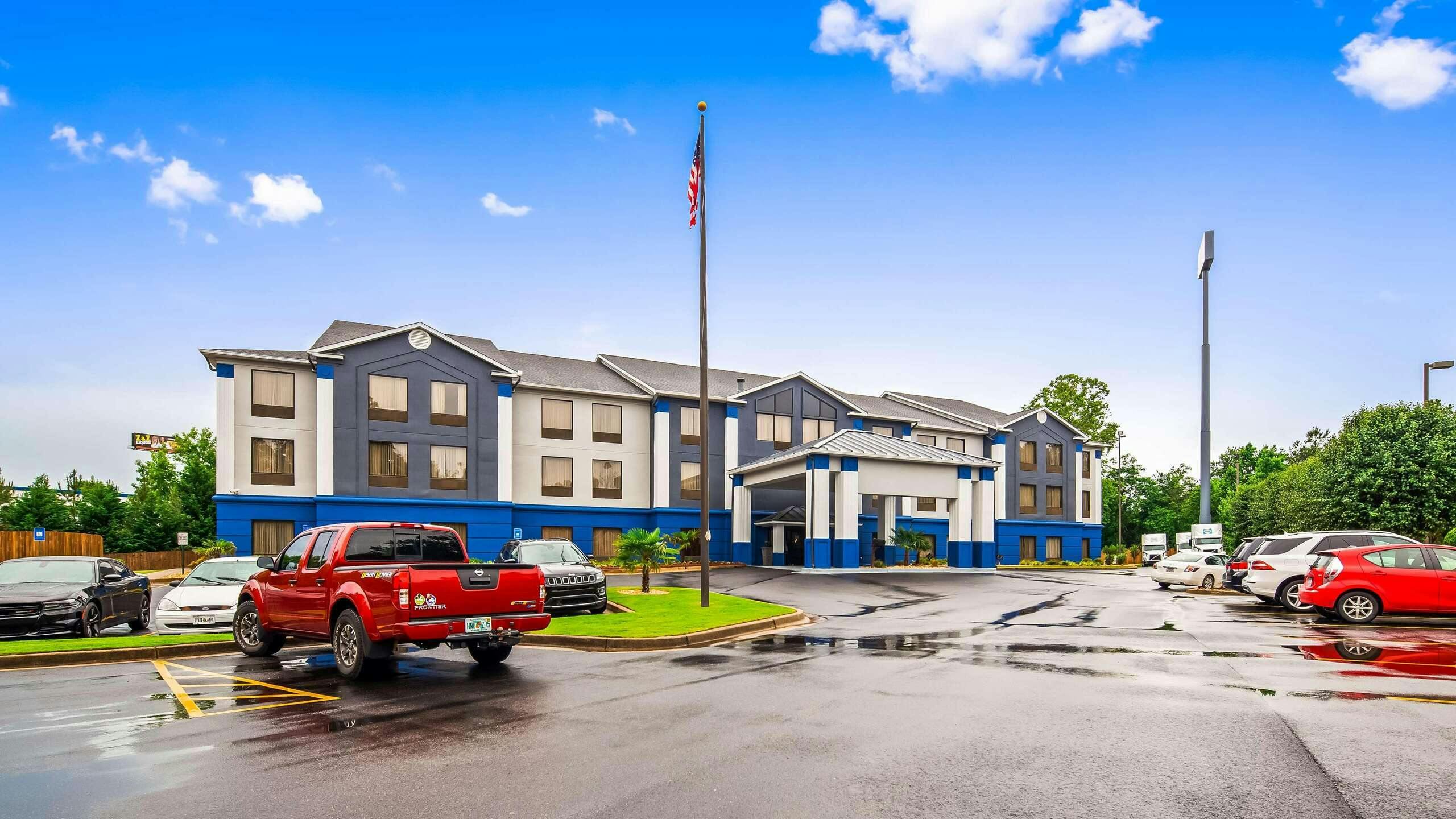 Best Western Plus McDonough Inn & Suites