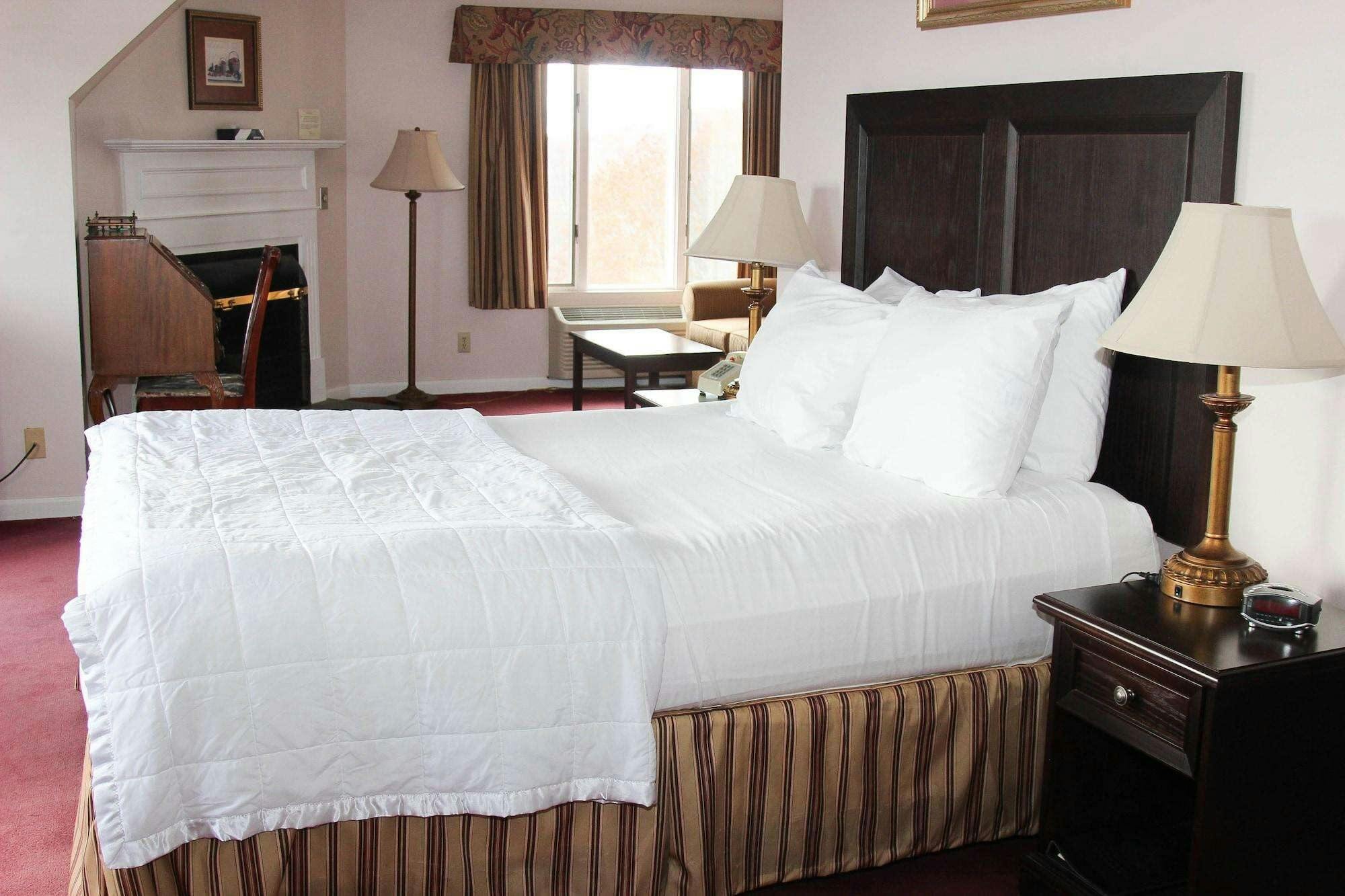 Hotel The Lucerne Inn photo 1