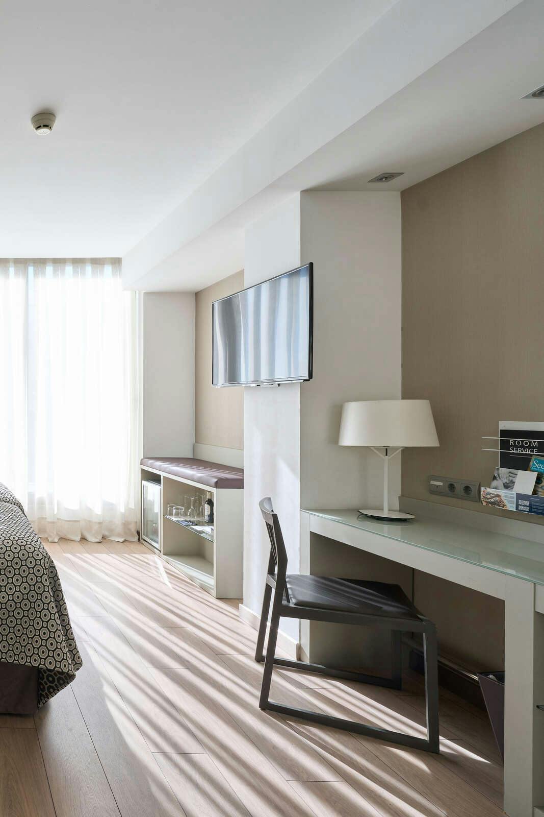 Hotel Catalonia Square photo 5