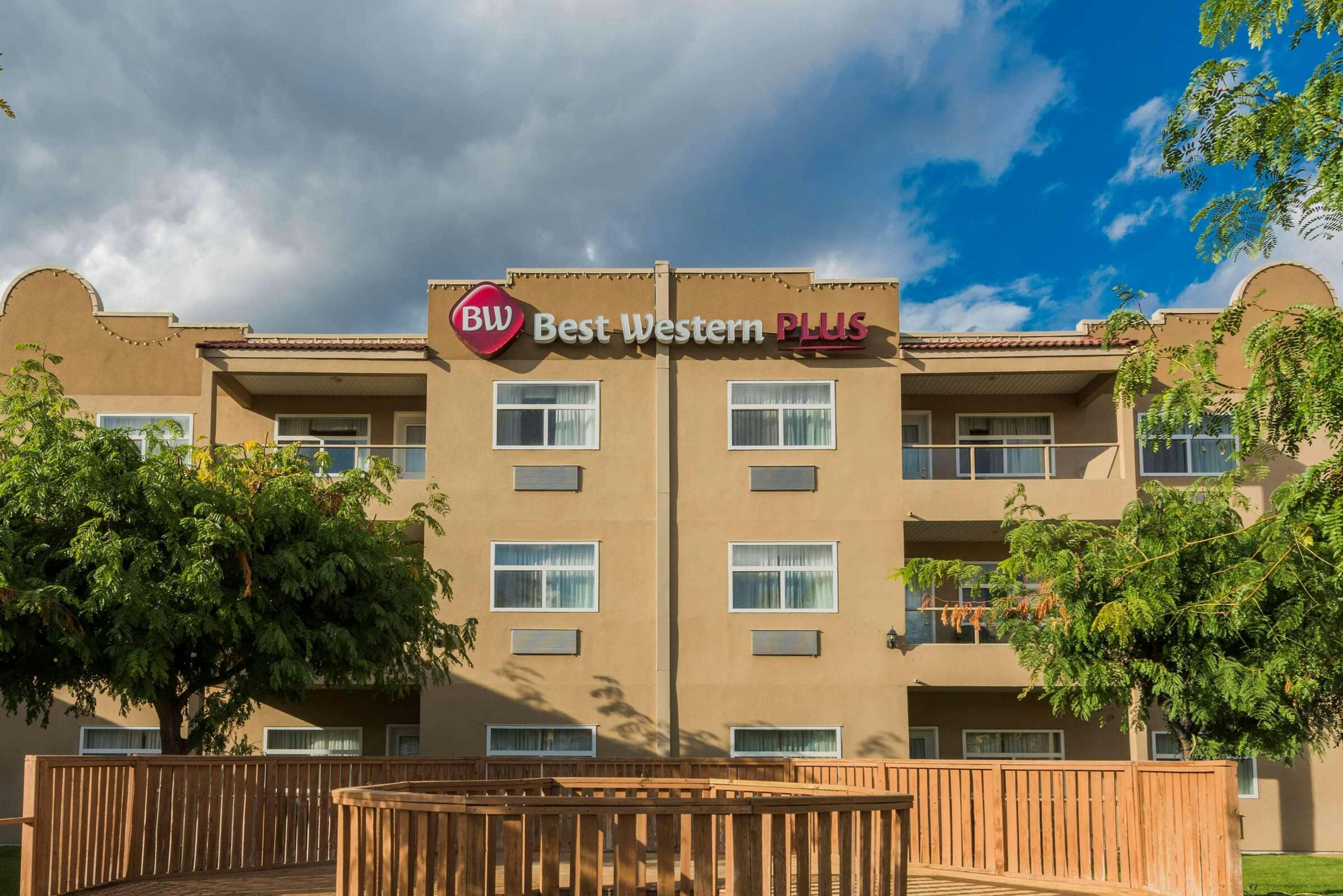 Best Western Plus Sunrise Inn