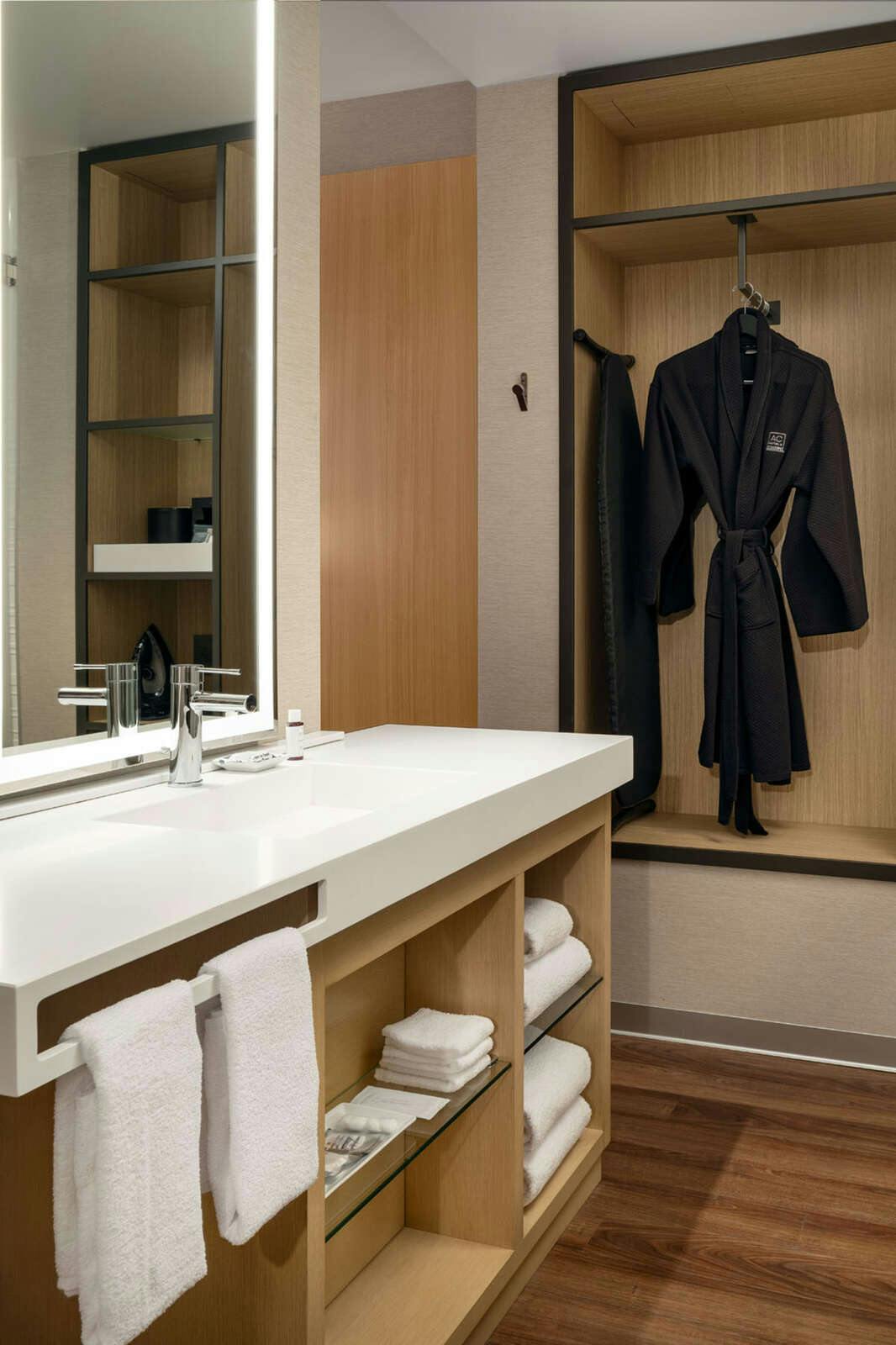 Hotel AC San Rafael Downtown photo 2