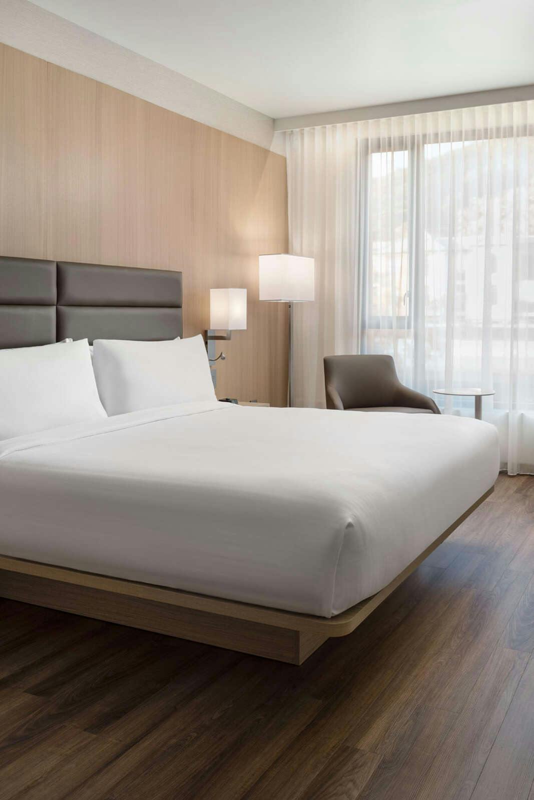 Hotel AC San Rafael Downtown photo 1