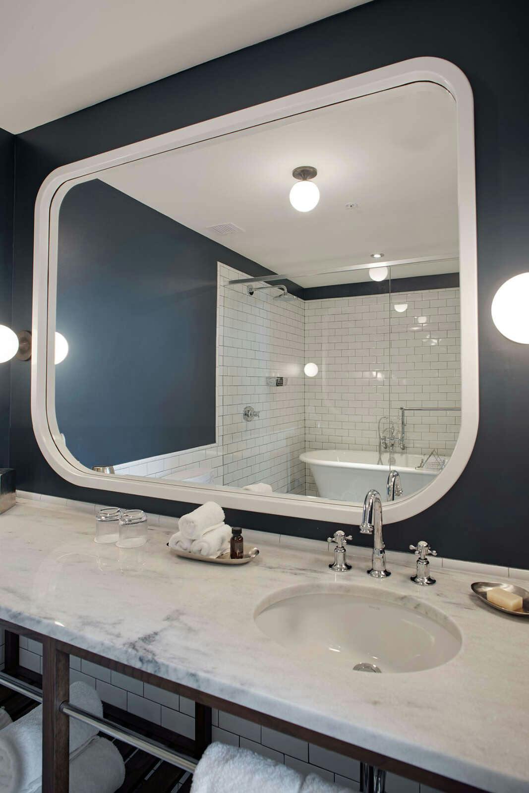 Hotel The Drayton Hotel Savannah, Curio Collection by Hilton photo 3