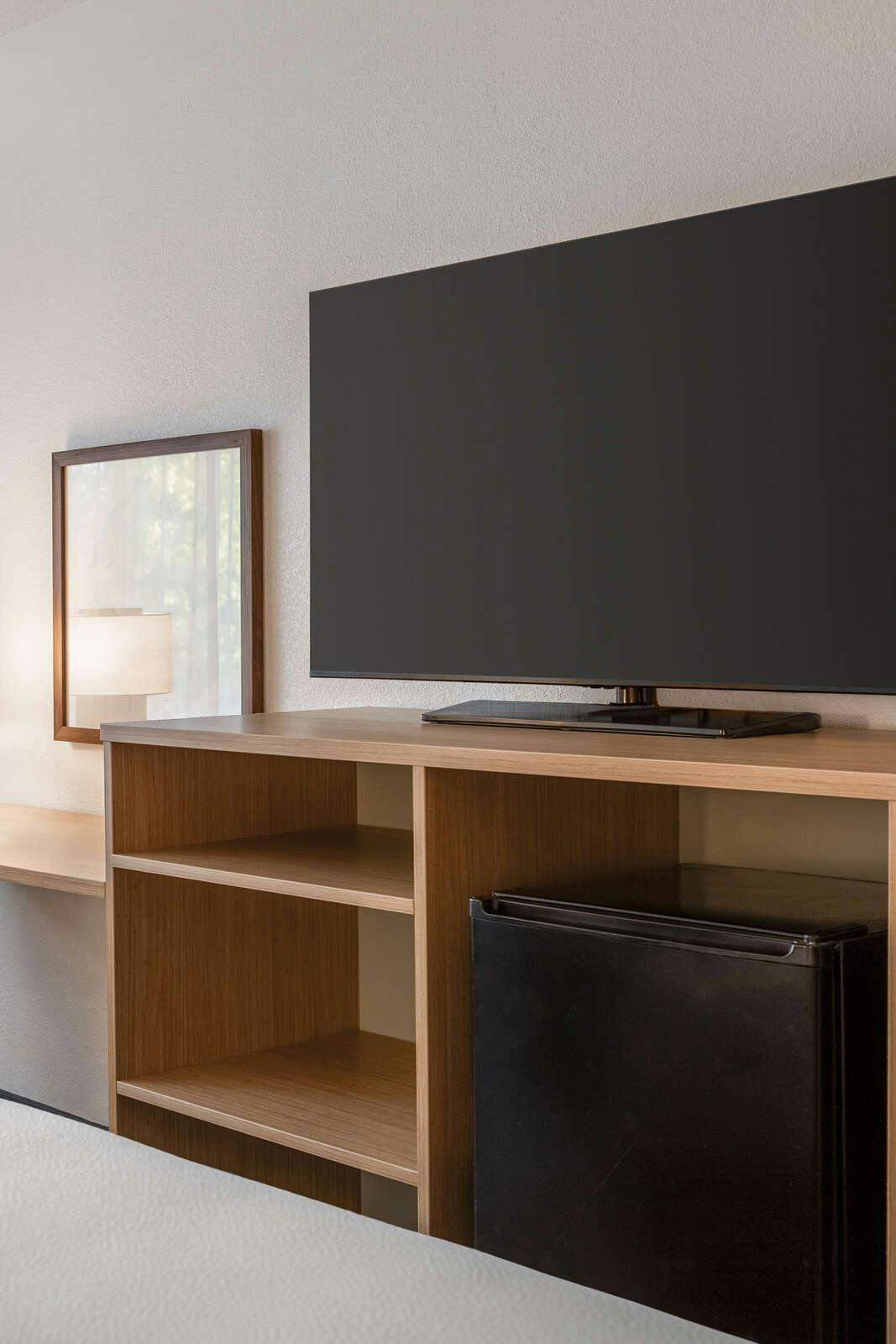 Hotel Spark by Hilton Mystic Groton photo 5