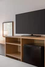 Hotel Spark by Hilton Mystic Groton photo 5