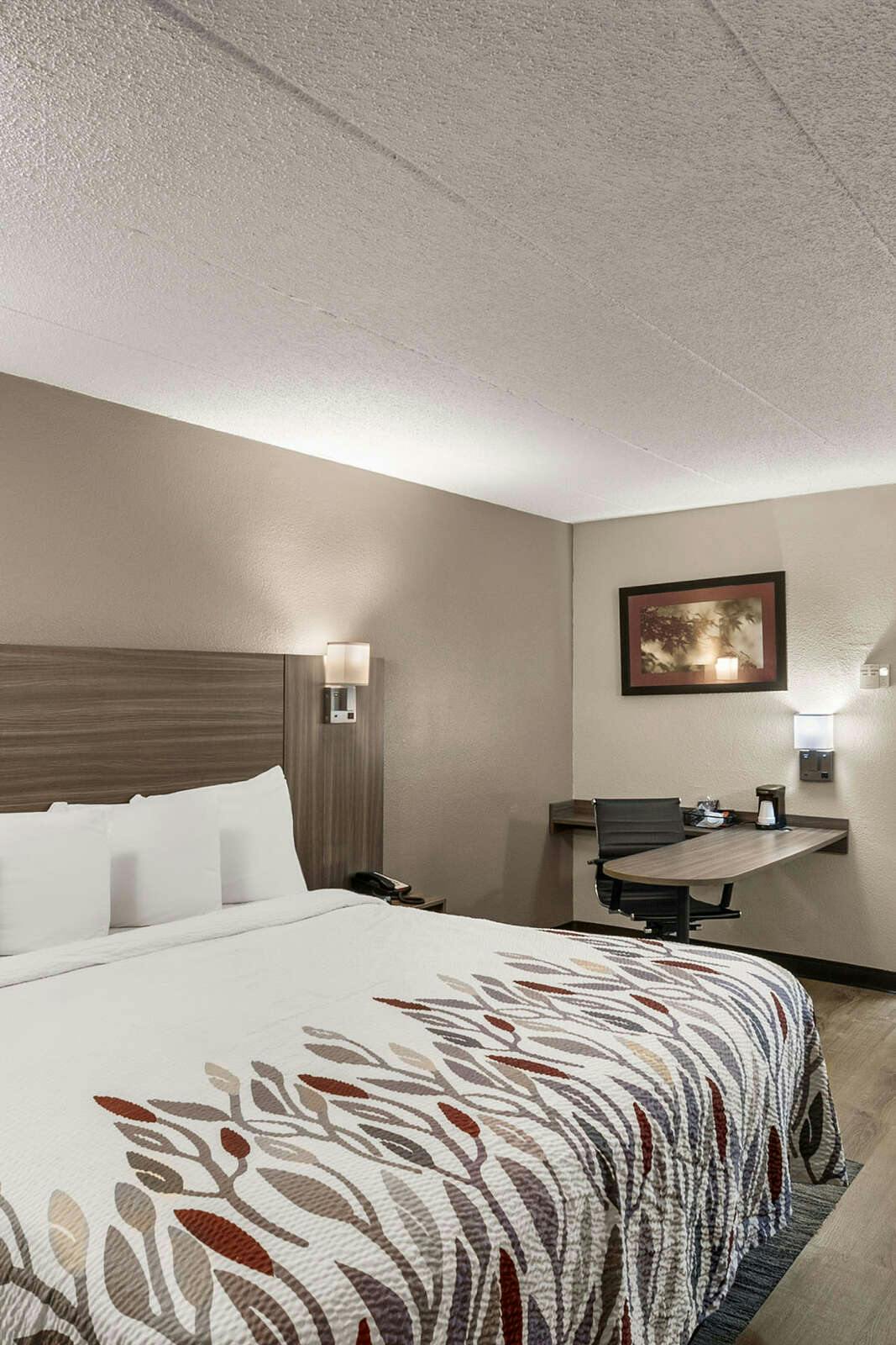 Hotel Red Roof Inn Enfield photo 2