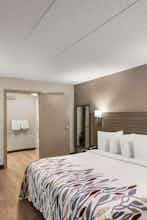 Hotel Red Roof Inn Enfield photo 1