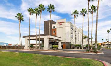 Hotel Hampton Inn Laredo photo 1