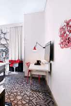 Hotel IBIS STYLES DUBAI AIRPORT photo 2