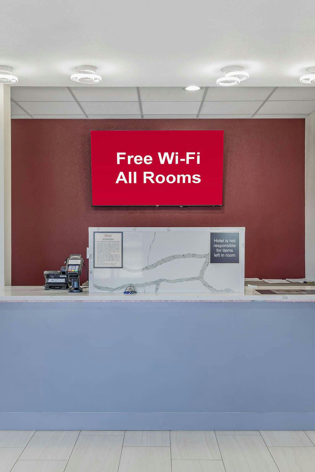 Hotel Red Roof Inn Hutchins photo 5