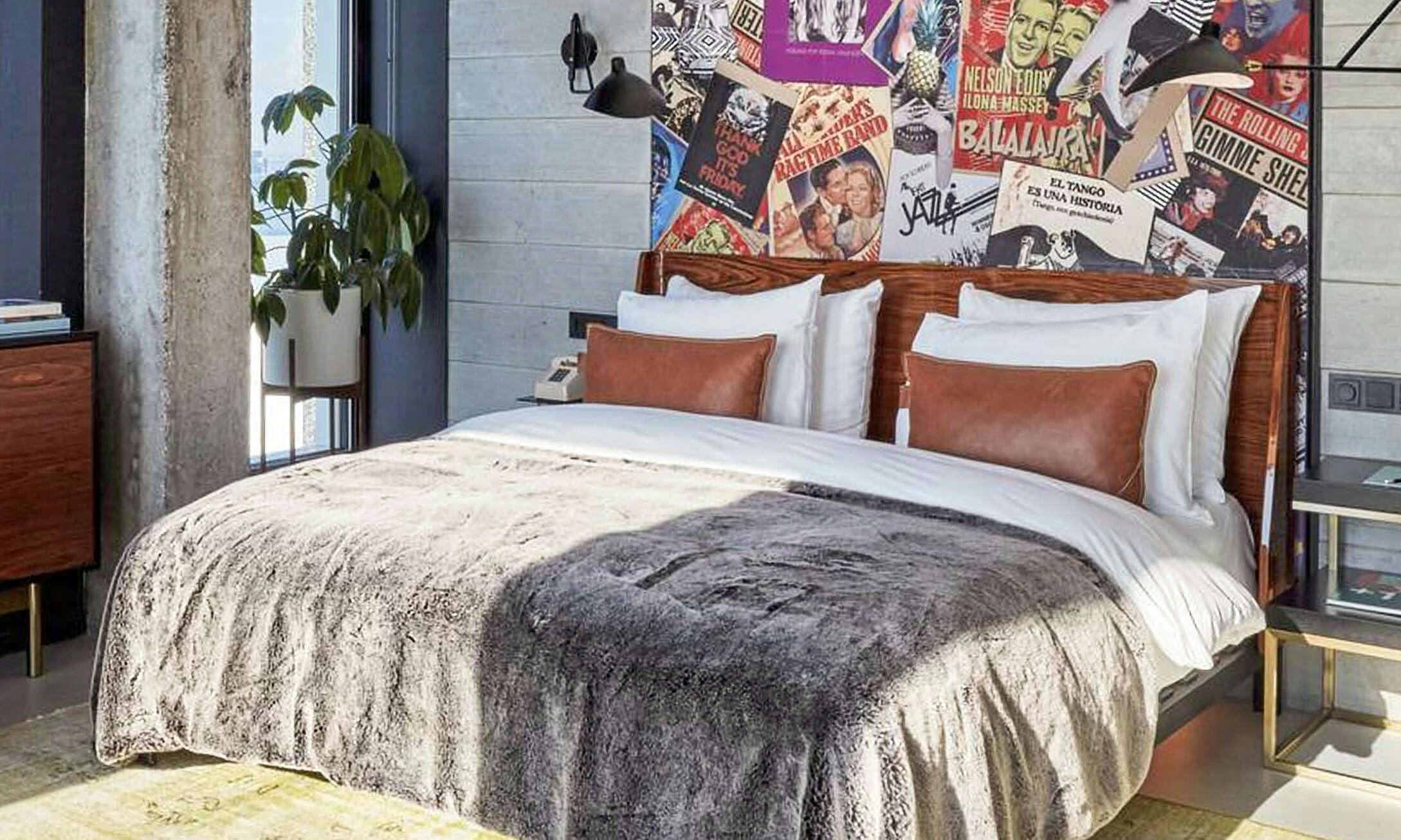 Sir Adam, part of Sircle Collection