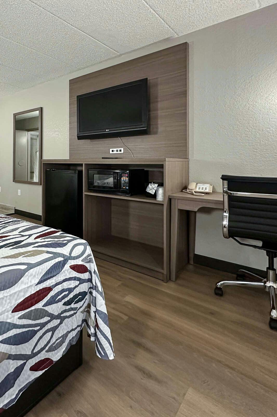 Hotel Red Roof Inn Richmond, VA - W Broad St photo 4