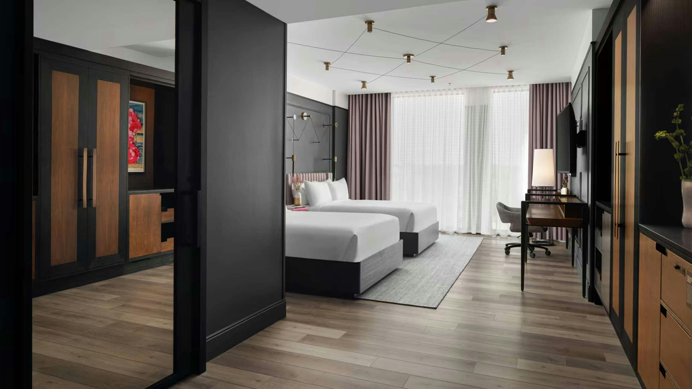 Hotel Renaissance Milwaukee West Hotel photo 3