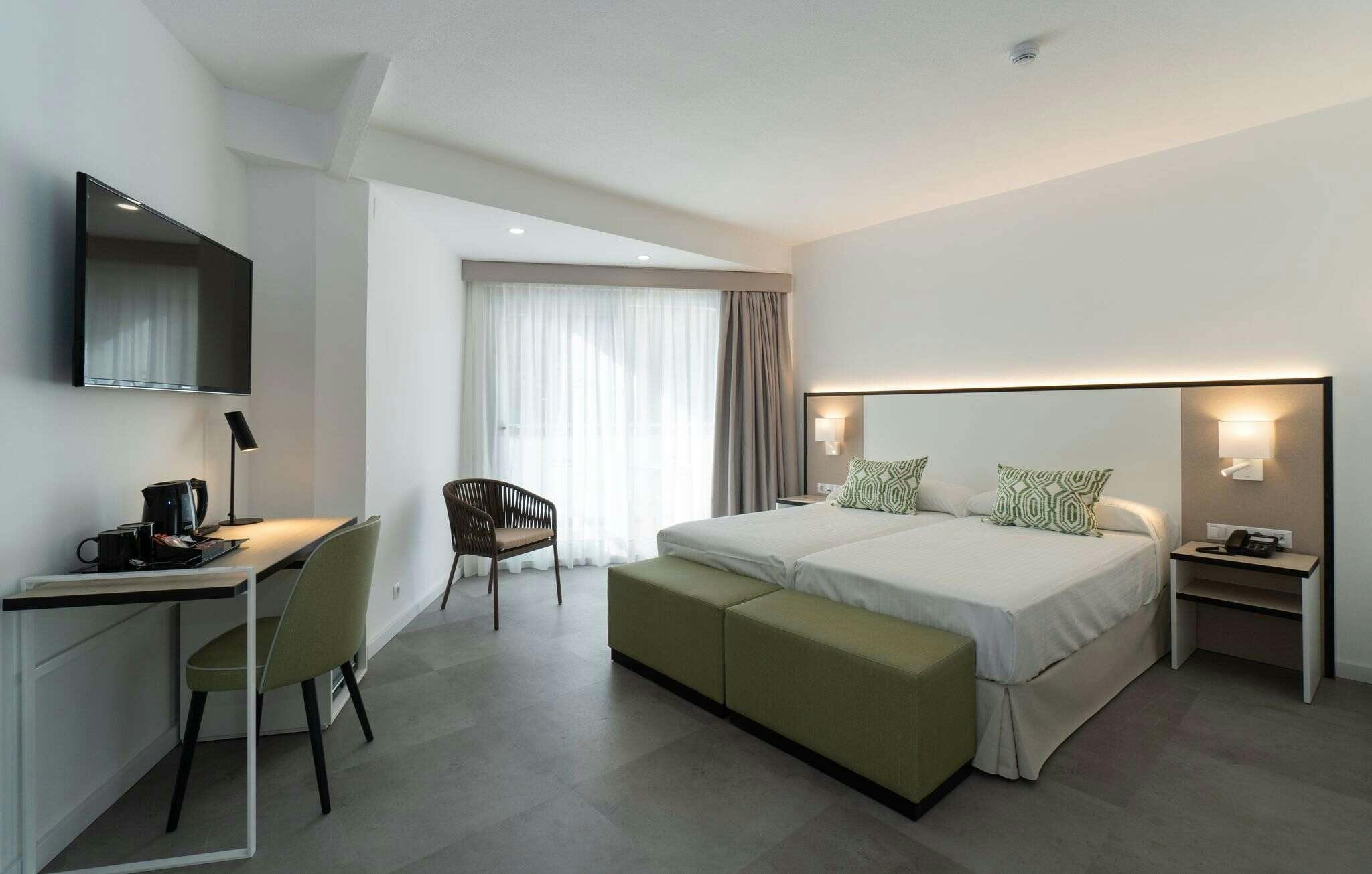 Hotel Medplaya Hotel Regente photo 1