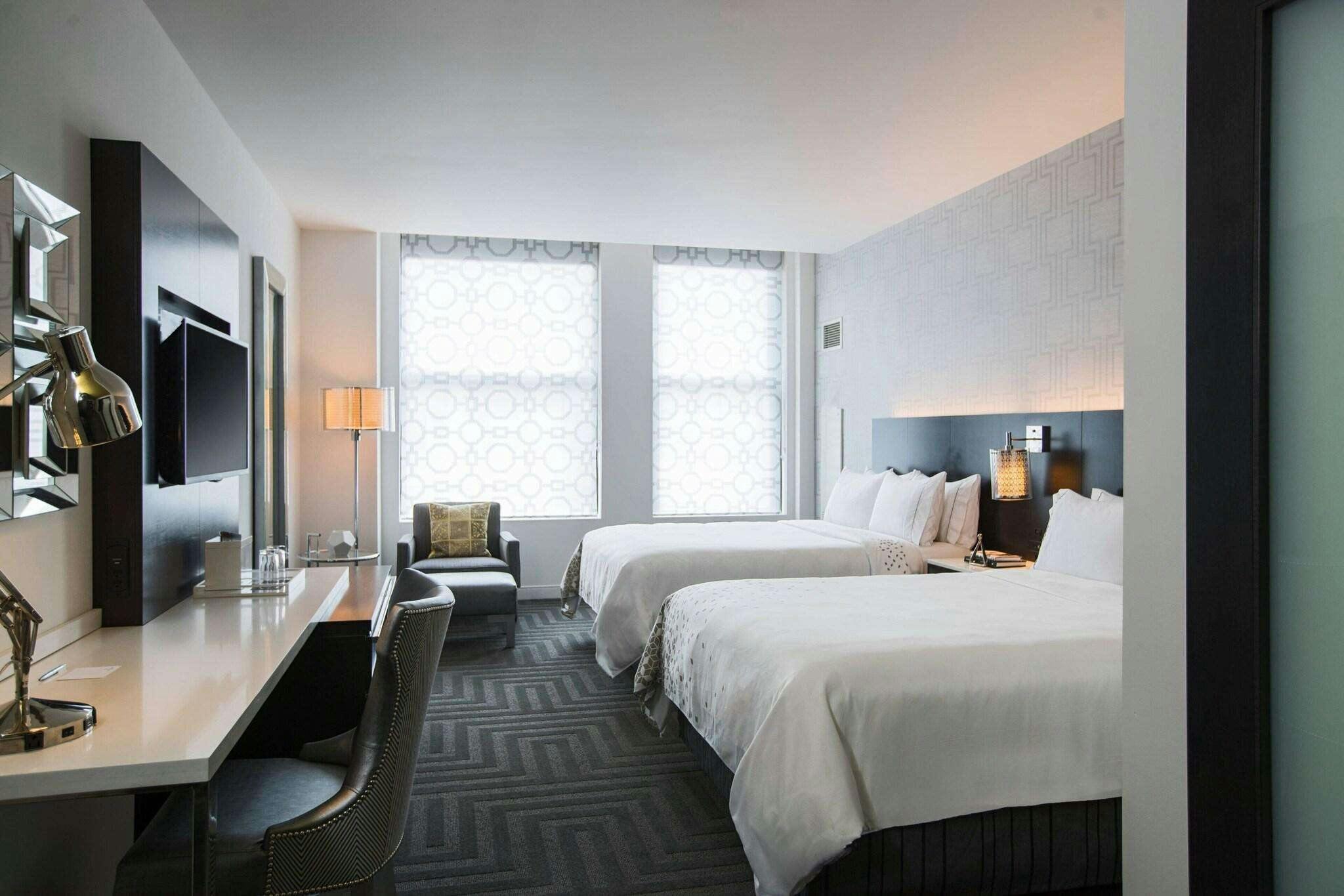 Hotel Renaissance Cincinnati Downtown Hotel photo 3