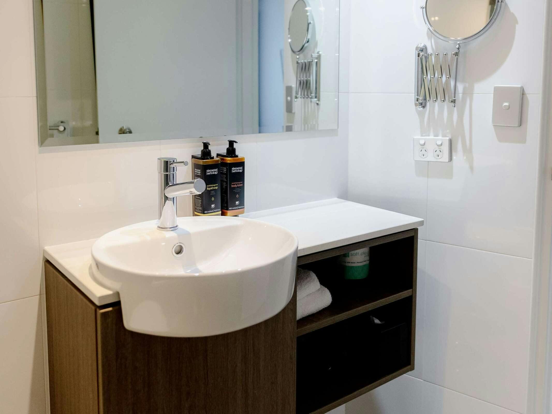 Hotel Mercure Brisbane Spring Hill photo 4