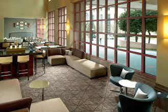 Hotel Marriott Atlanta Midtown Suites photo 3