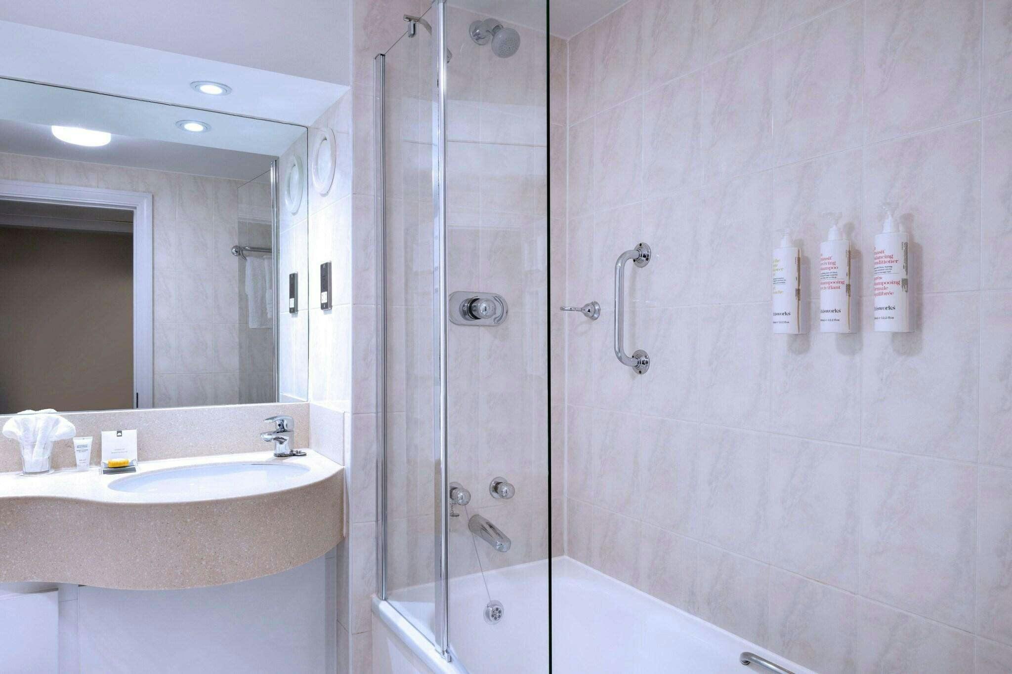 Hotel Delta Hotels by Marriott Liverpool City Centre photo 2