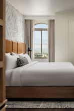 Hotel Burton House Beverly Hills, A Tribute Portfolio Hotel photo 1