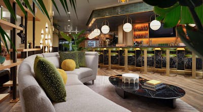 Burton House Beverly Hills, A Tribute Portfolio Hotel